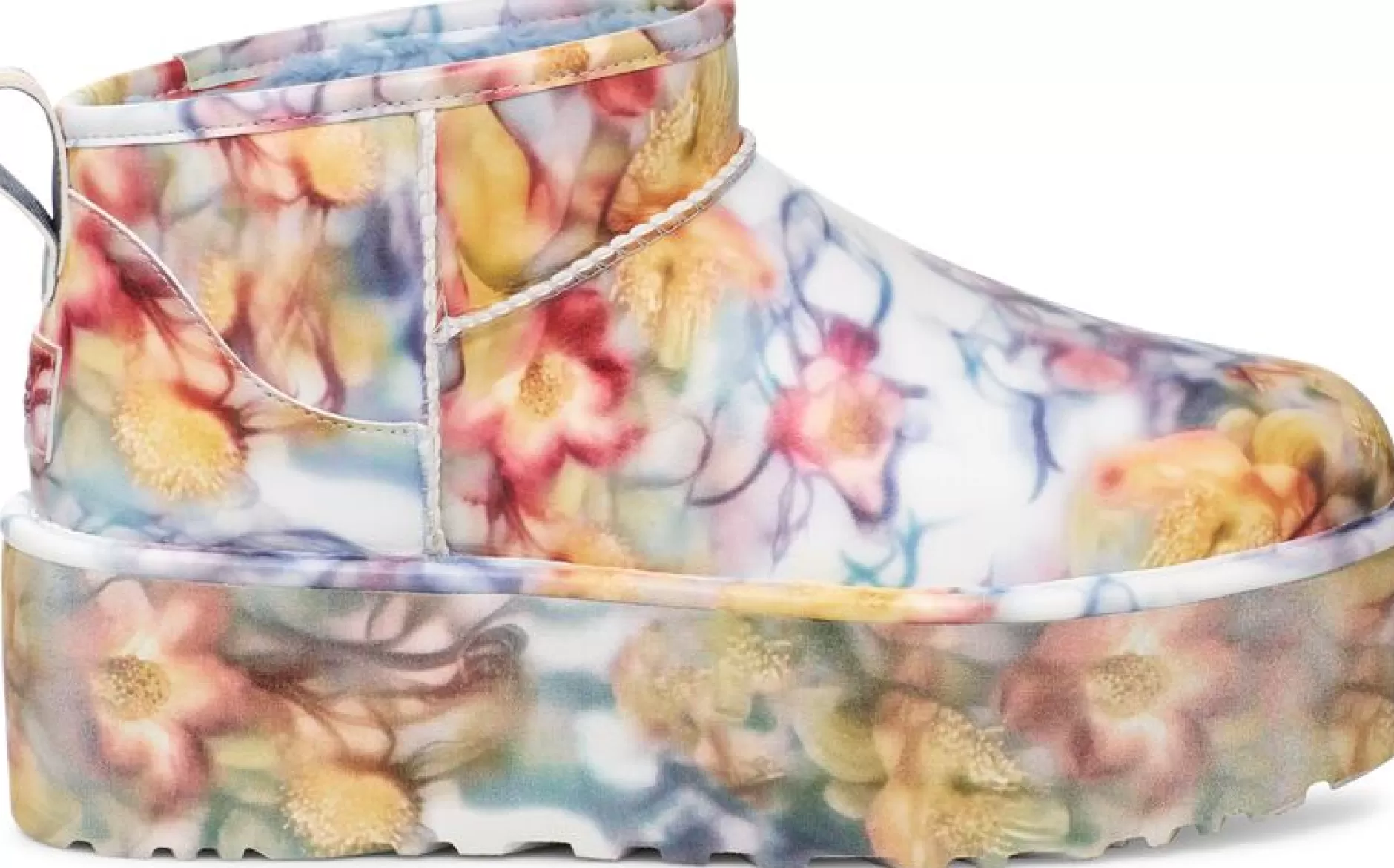 X UGG ULTRA MINI PLATFORM LIGHT | Collina Strada Flash Sale