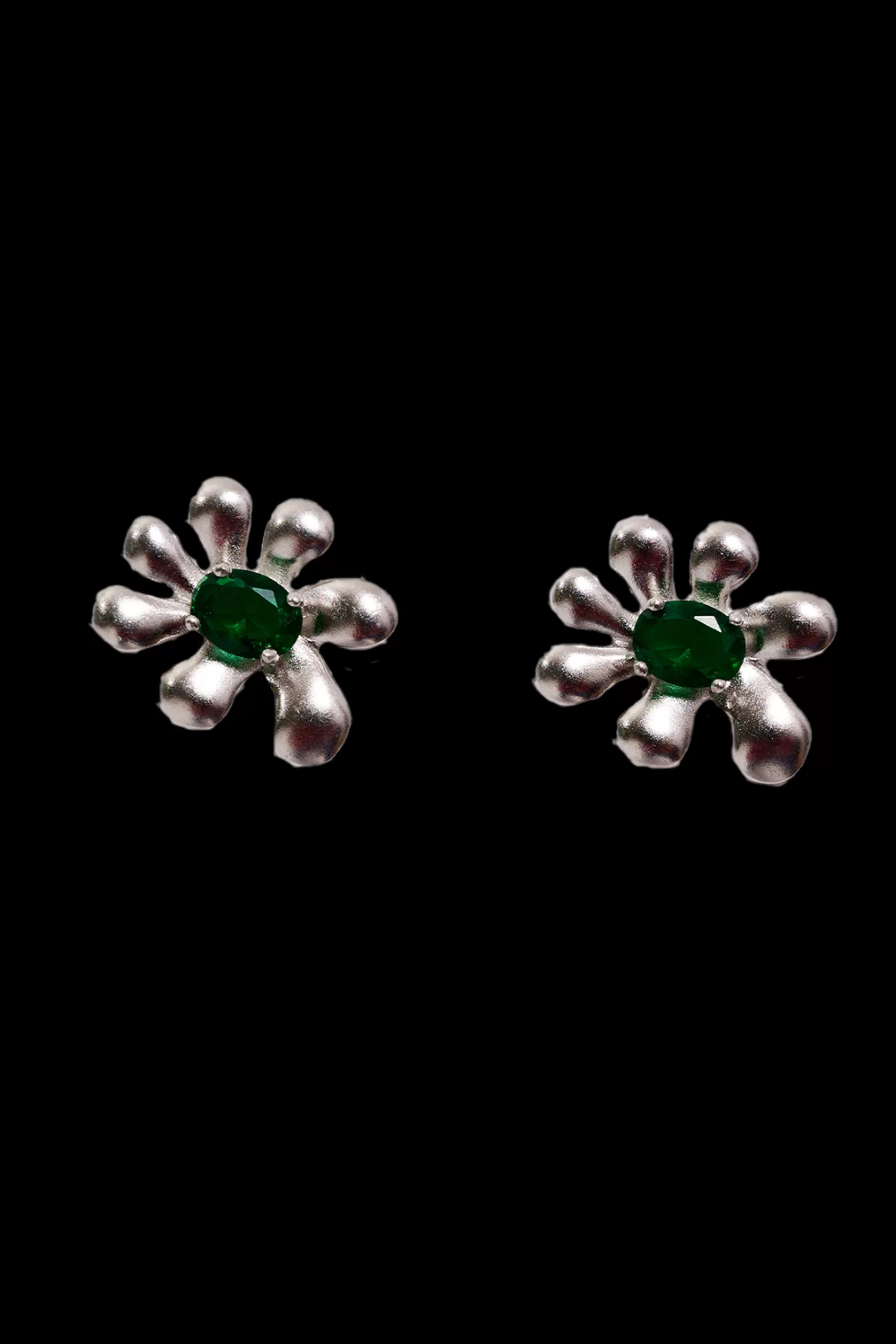 EMERALD SQUASHED BLOSSOM EARRING | Collina Strada Online